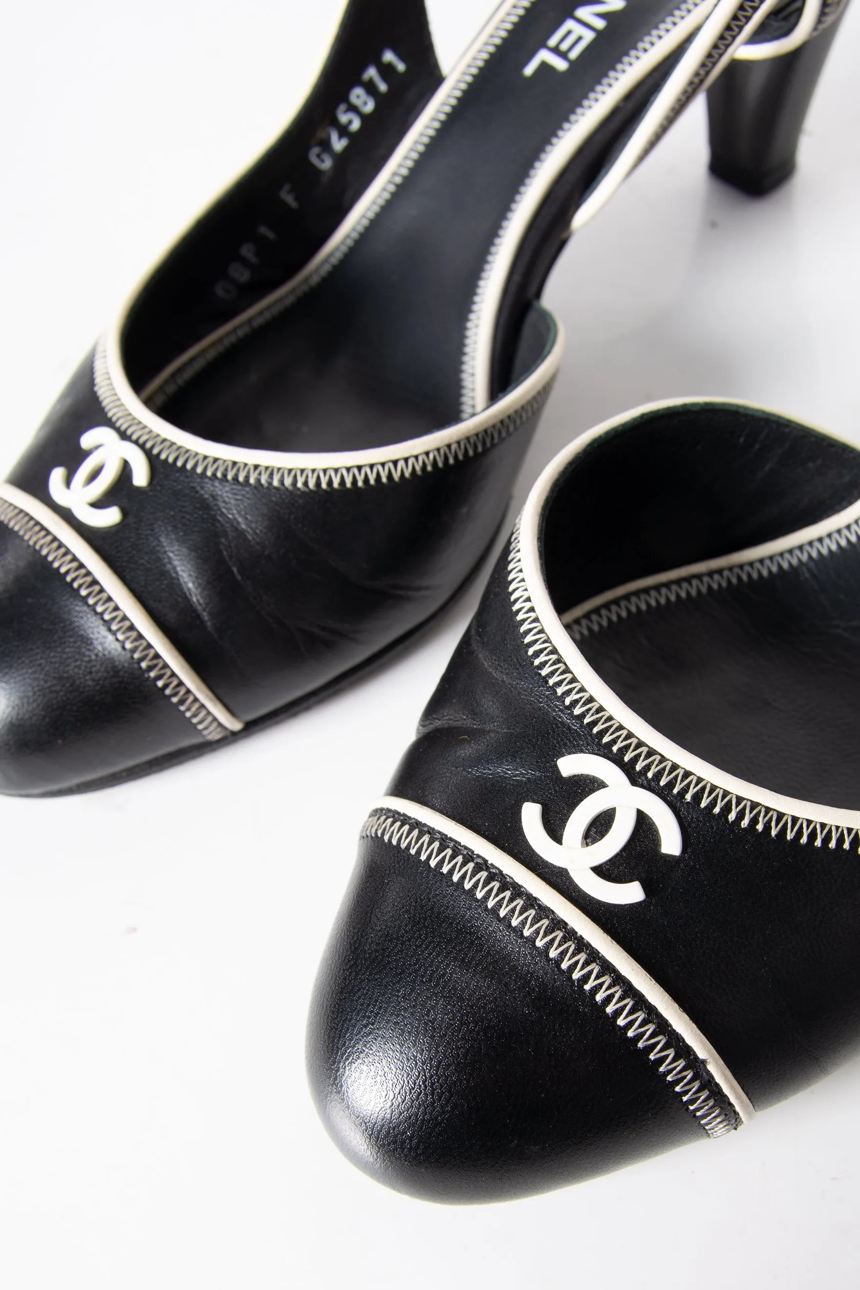 CC Leather Pump