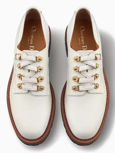 Derby Shoes in Calfskin Leather - Black or White