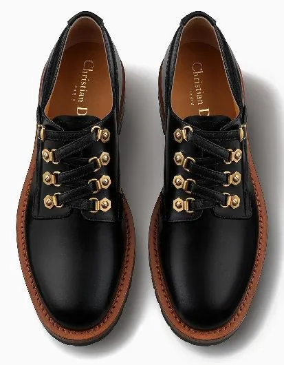 Derby Shoes in Calfskin Leather - Black or White