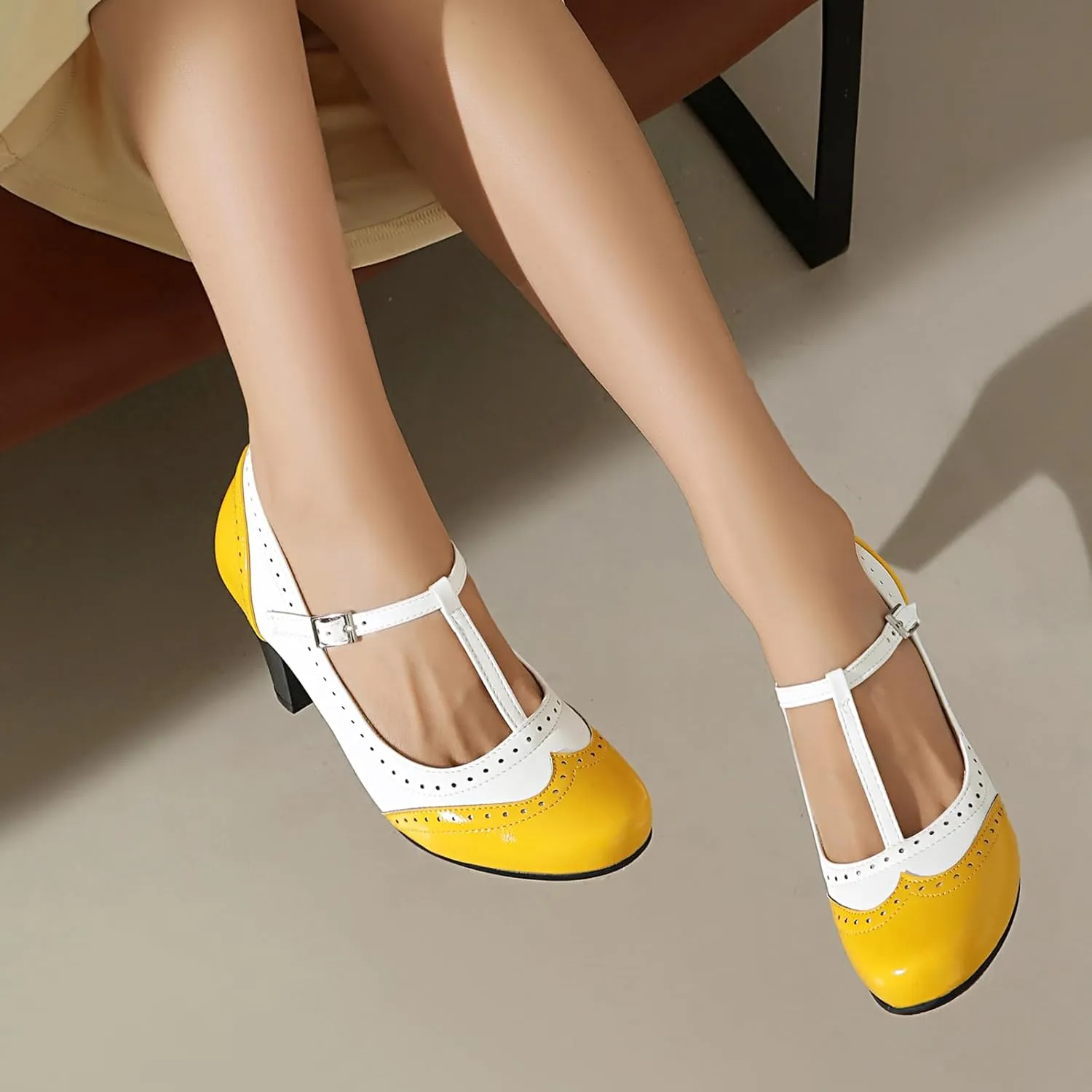 Elerhythm Women's Mary Jane Two Tone Classic and Retro Oxford Wingtip 1920s Pump Heels 1950s Vintage Round Closed Toe 1940s Ankle Strap Dress Shoes