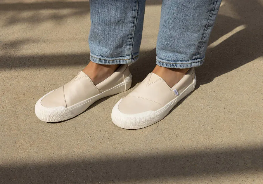 Fenix Slip On Beige Mate
