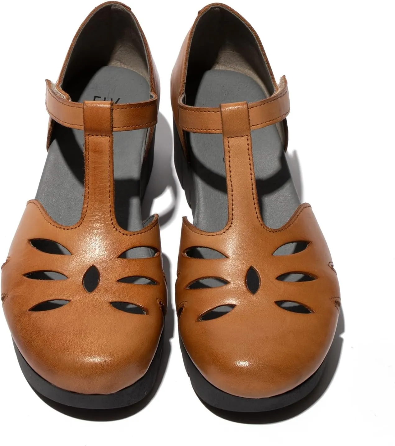 FLY London Women's Velt224fly Pump