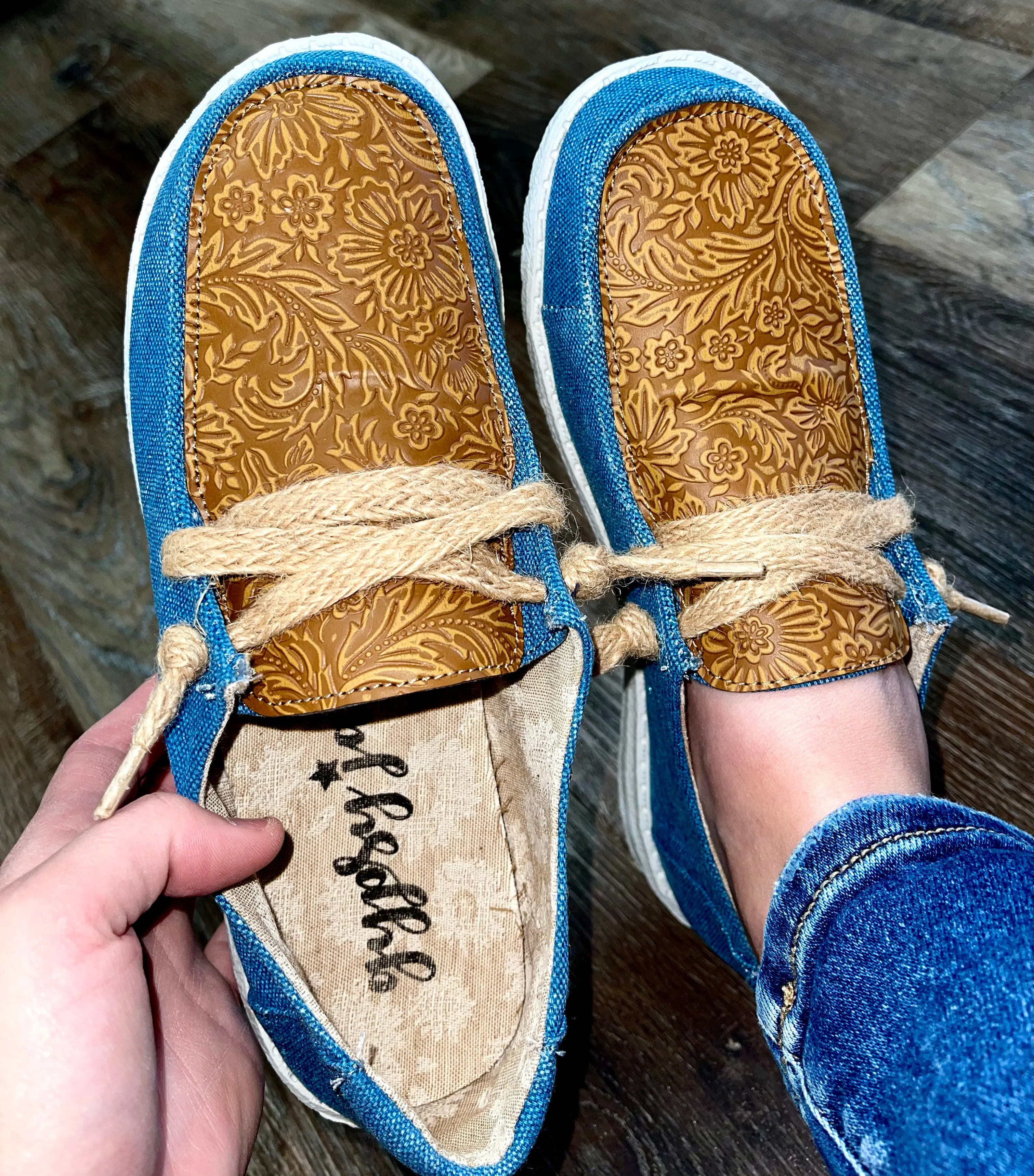 Gypsy Jazz Luma Slip on-Turquoise