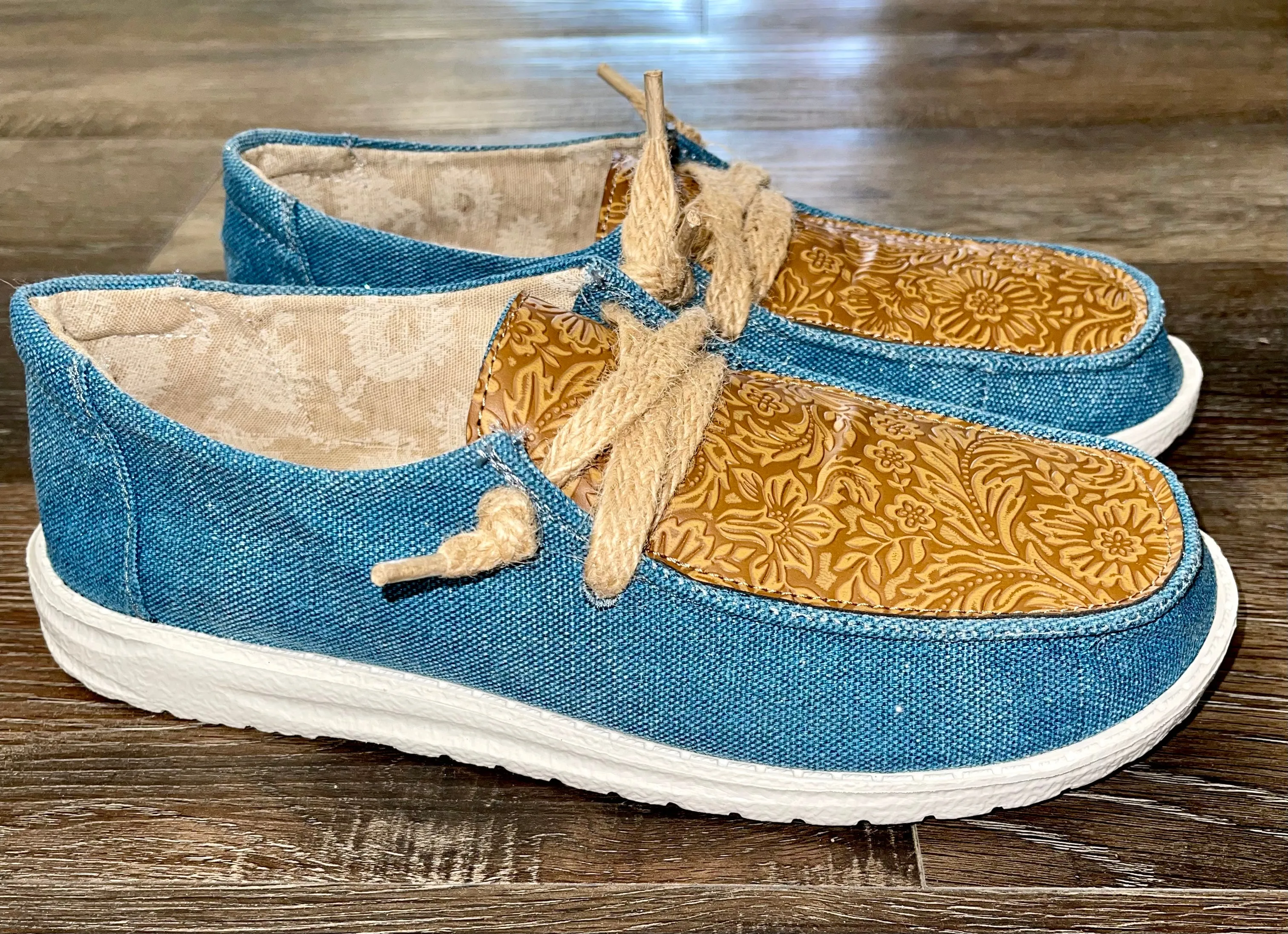 Gypsy Jazz Luma Slip on-Turquoise