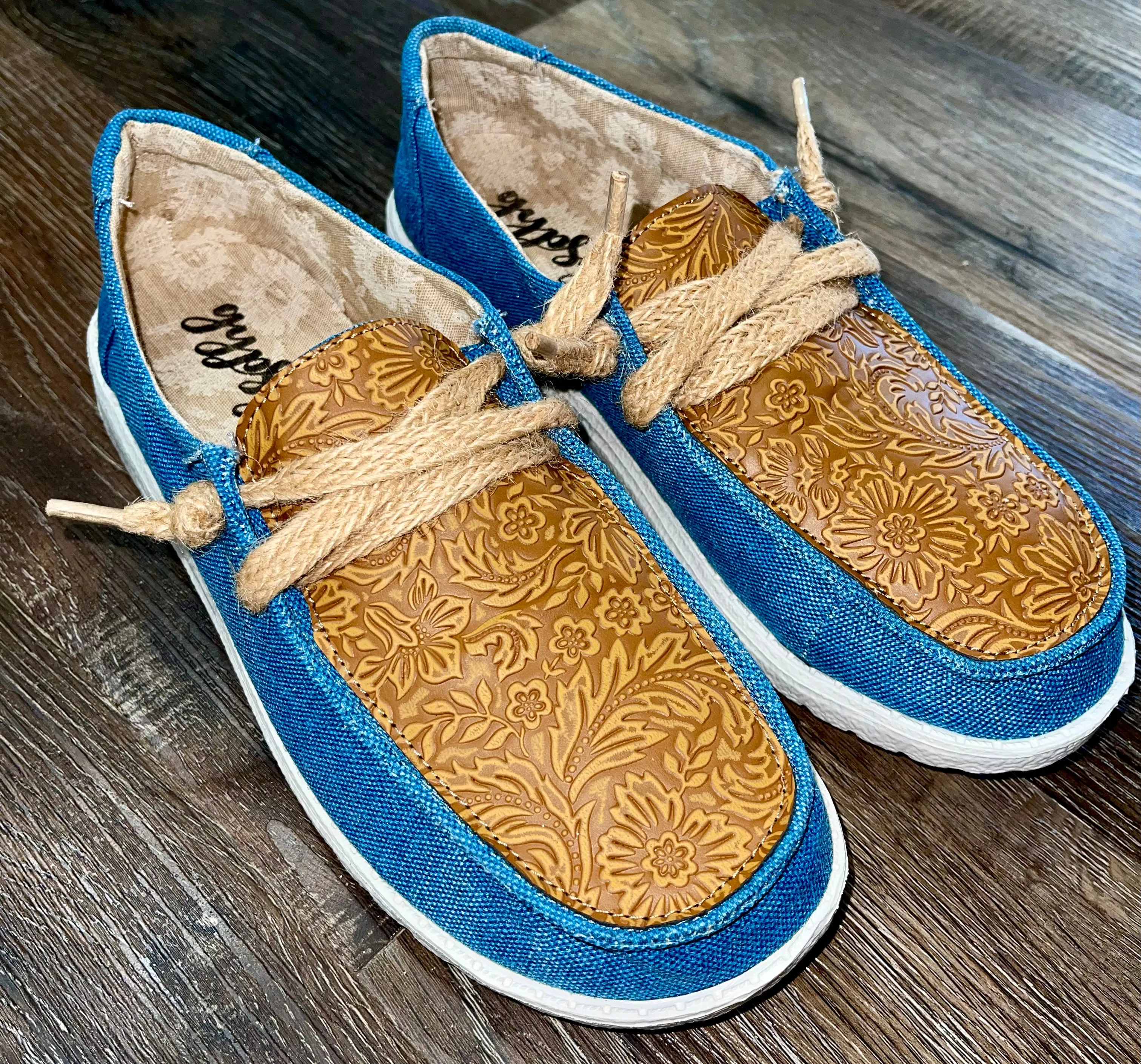 Gypsy Jazz Luma Slip on-Turquoise