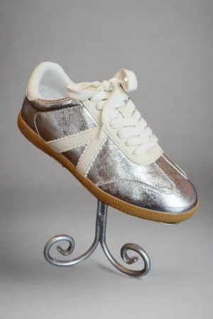 Klair Sneaker