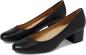 Marc Joseph New York Women's Broad Street Pump
