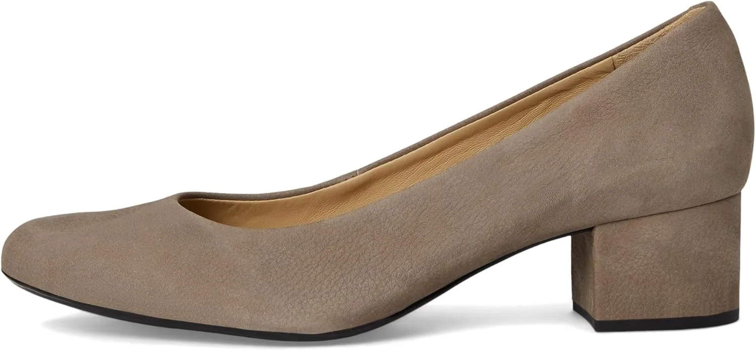 Marc Joseph New York Women's Broad Street Pump