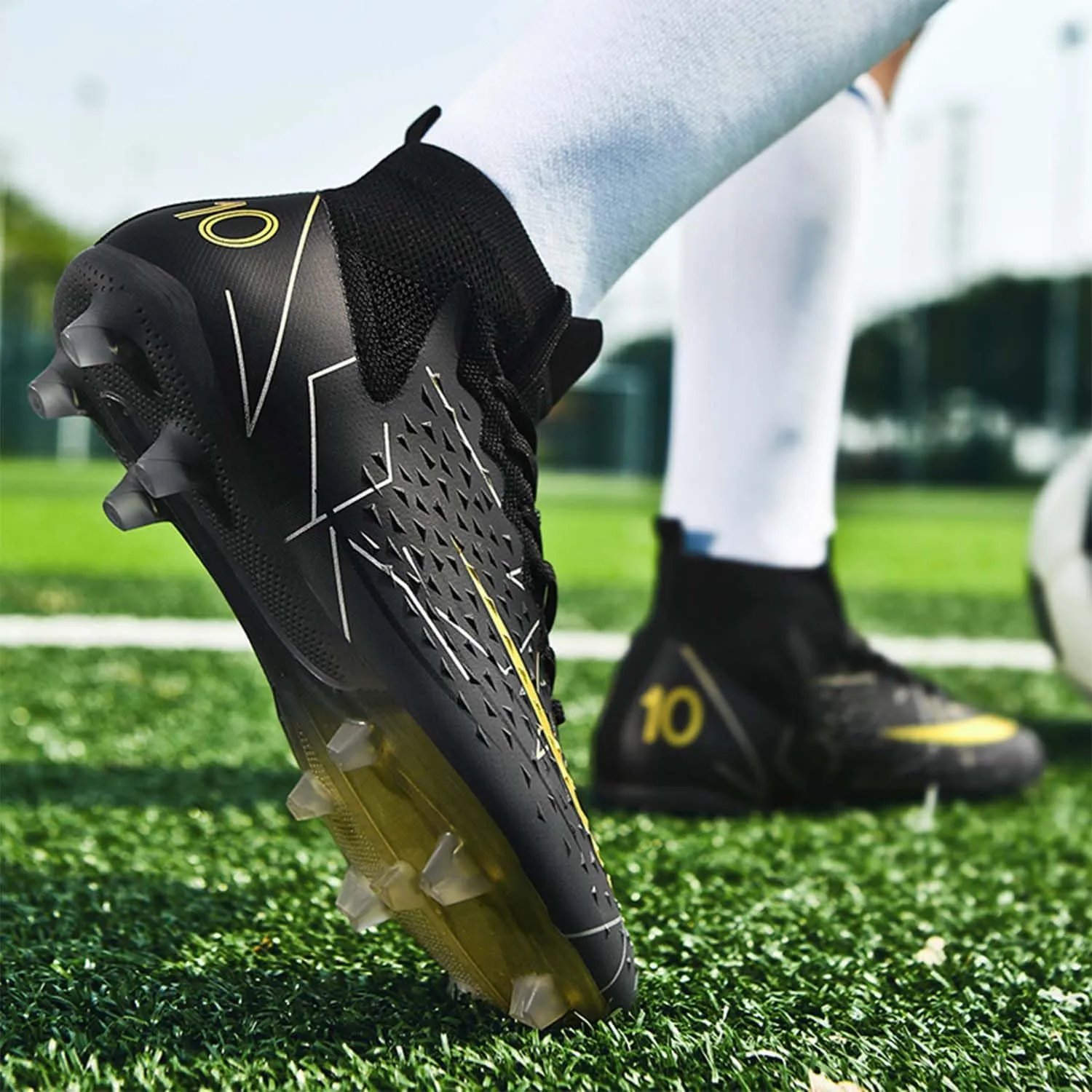 MEBAMY Men's Soccer Cleats Indoor Turf Lightweight Performance Training Soccer Shoes Soft Ground Athletic Football Boots Outdoor