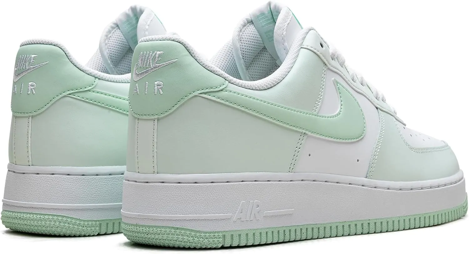 Nike Men's Sneaker