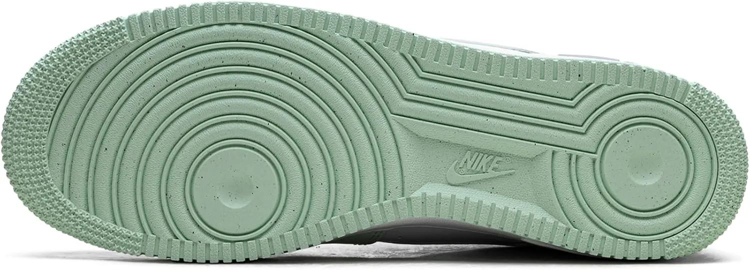 Nike Men's Sneaker