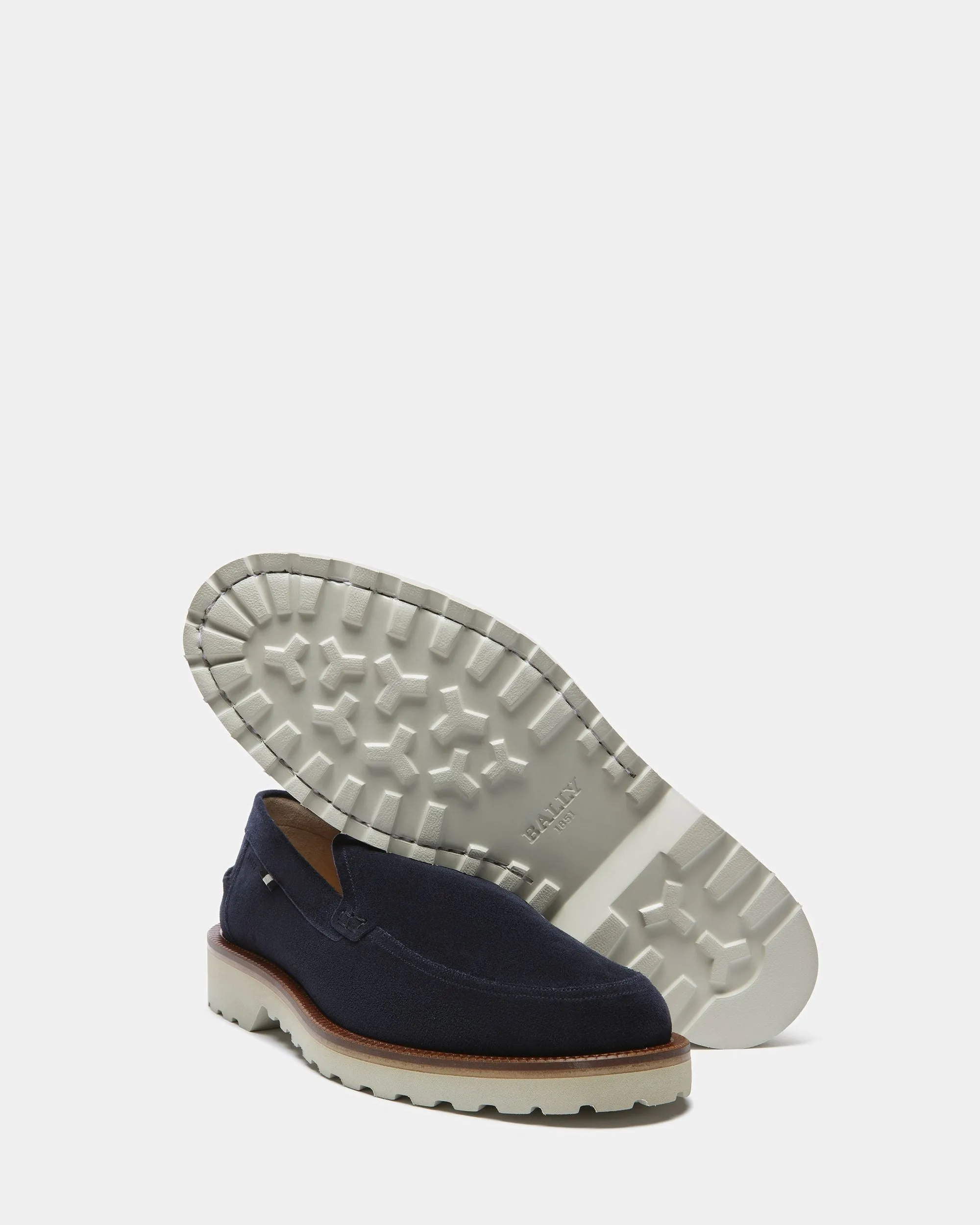 Novald Leather Loafers In Midnight