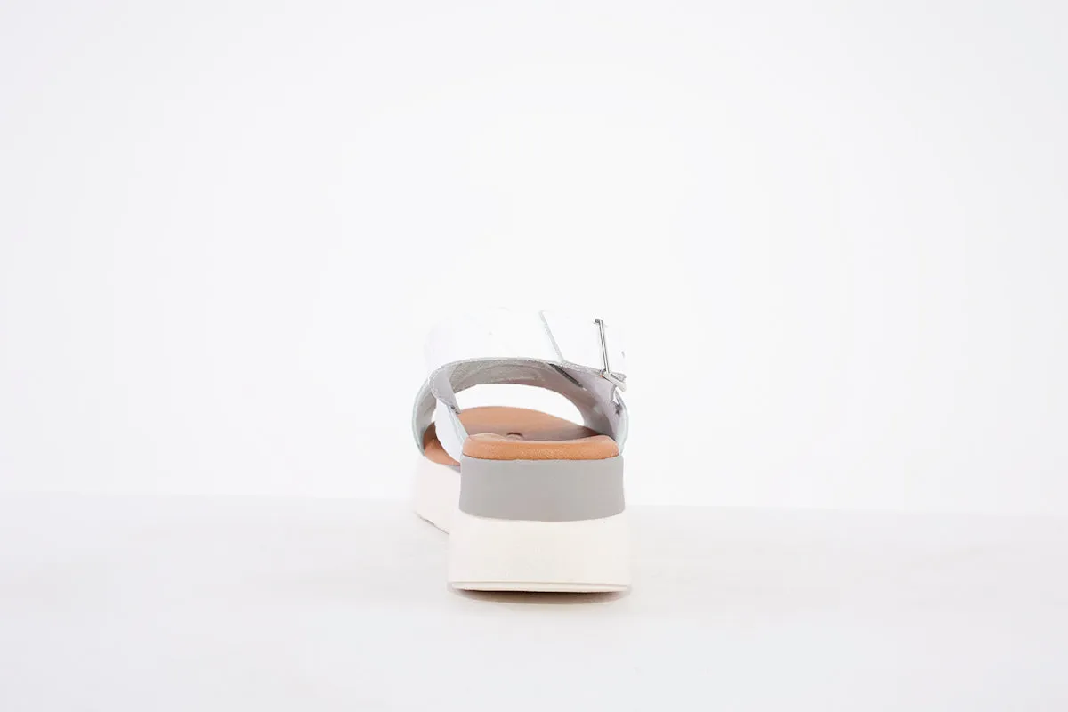 OH MY SANDALS- 4997 PLATFORM WEDGE BUCKLE STRAP FASHION SANDAL - WHITE