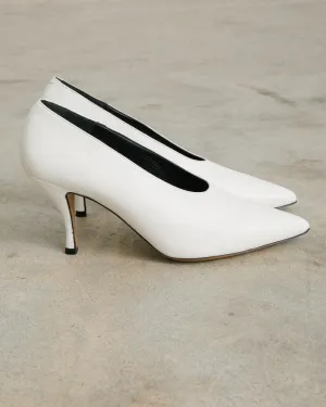 Pump in White