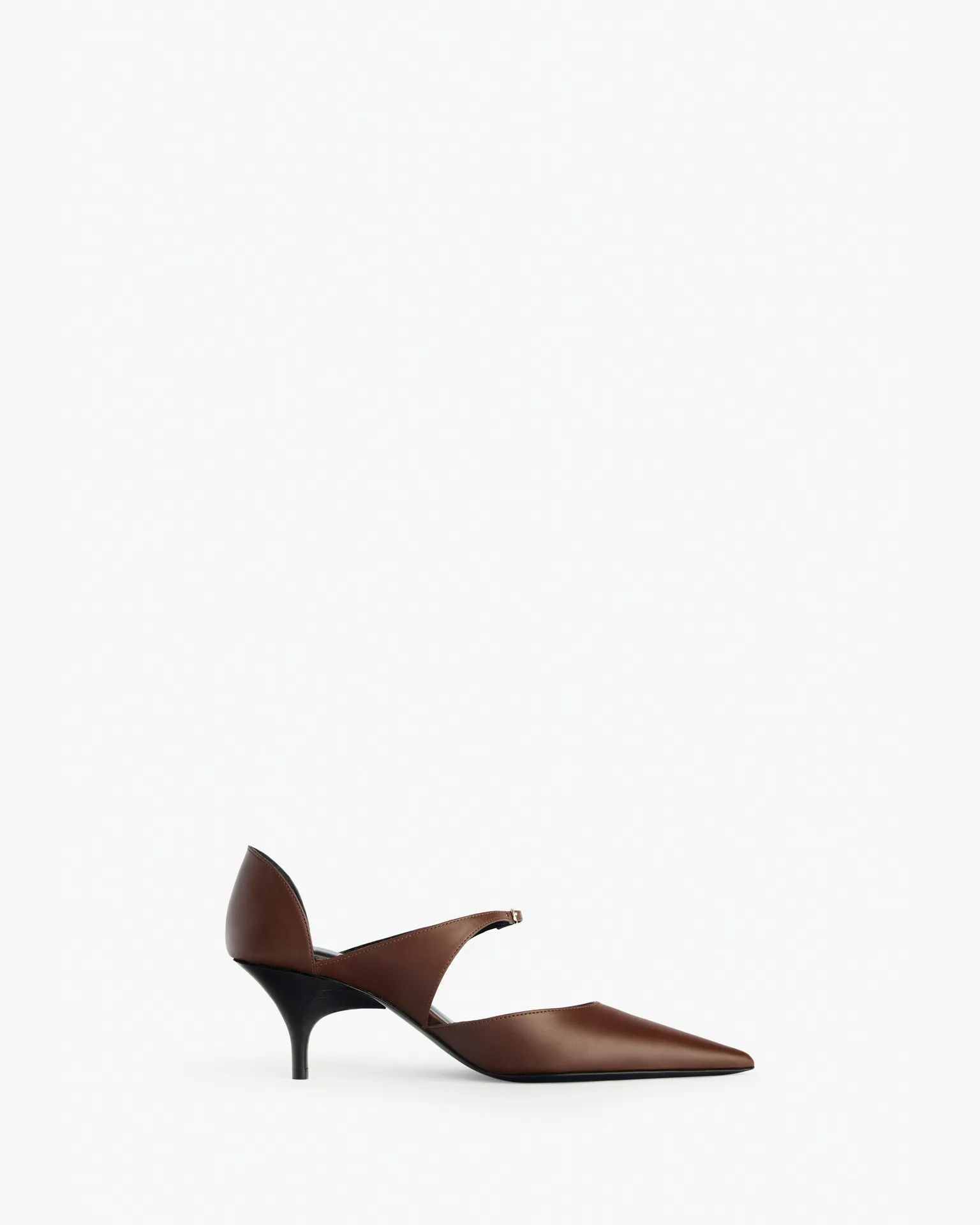 Role Pump in Brown Leather