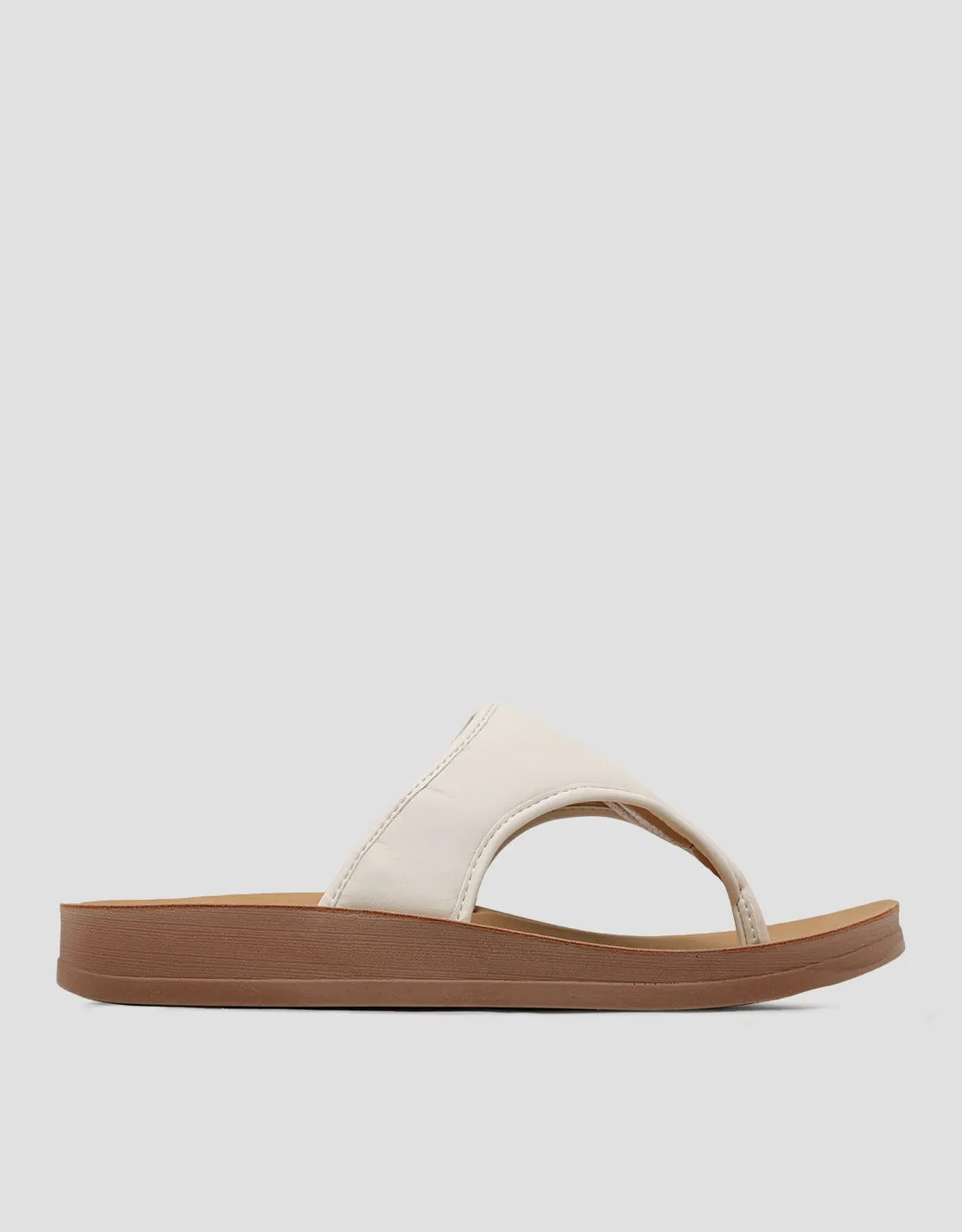 St. Yves Flip Flop Design Sandal Wanita