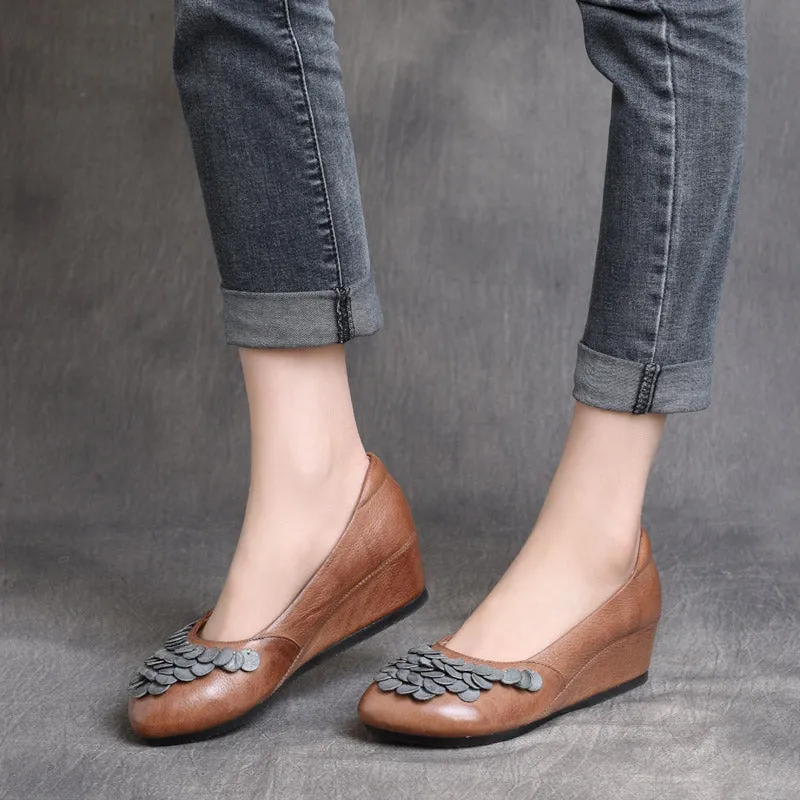 Women Retro Leather Wedge Pump