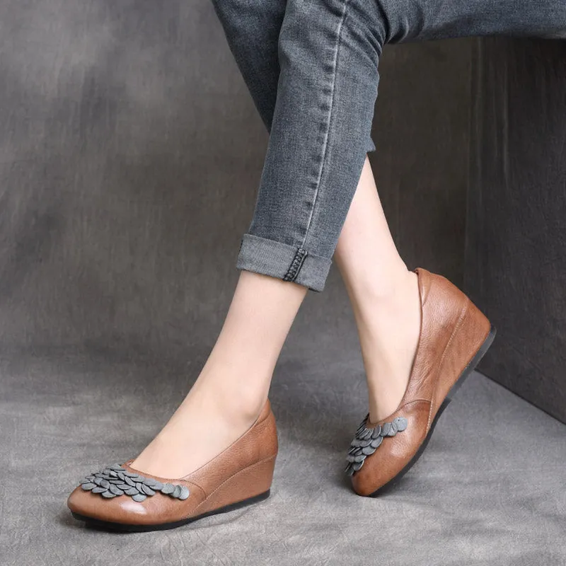 Women Retro Leather Wedge Pump